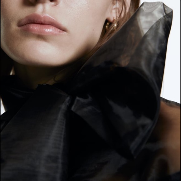 Zara CONTRAST SWEATSHIRT WITH BOW Black Size S NWT - Picture 6 of 7